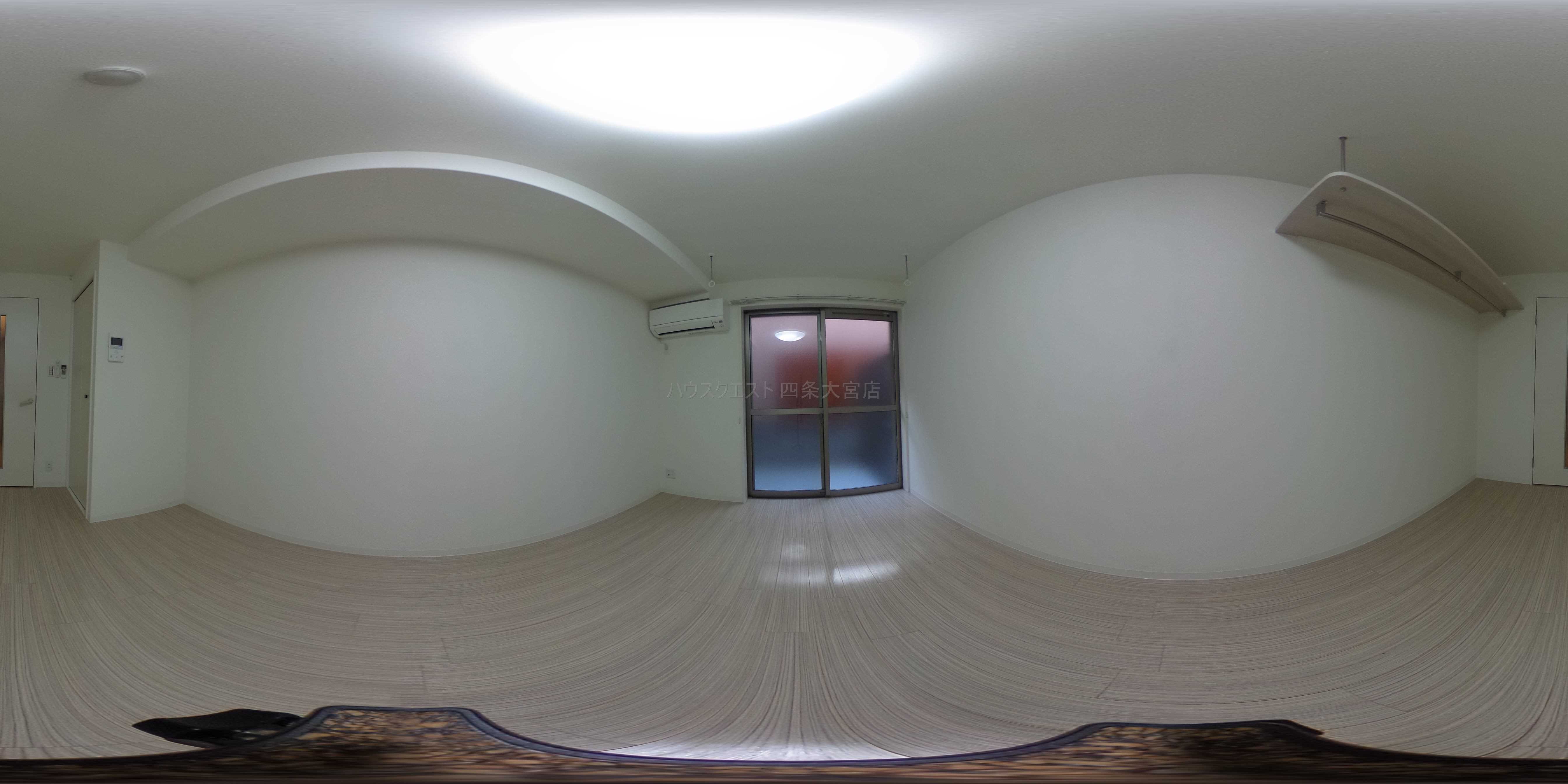 アークリード西院 洋室