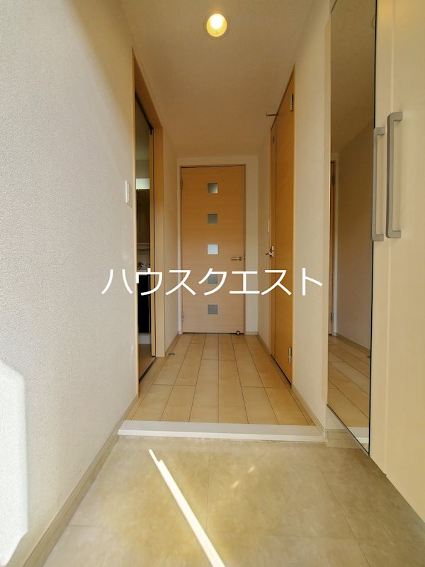 i・レジデンス京都南 玄関