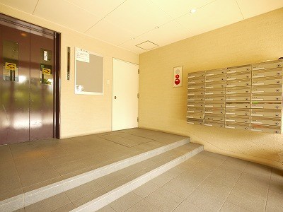 リエス東堀川 ロビー