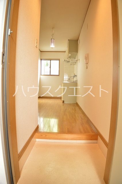 ウエストハイツ 玄関