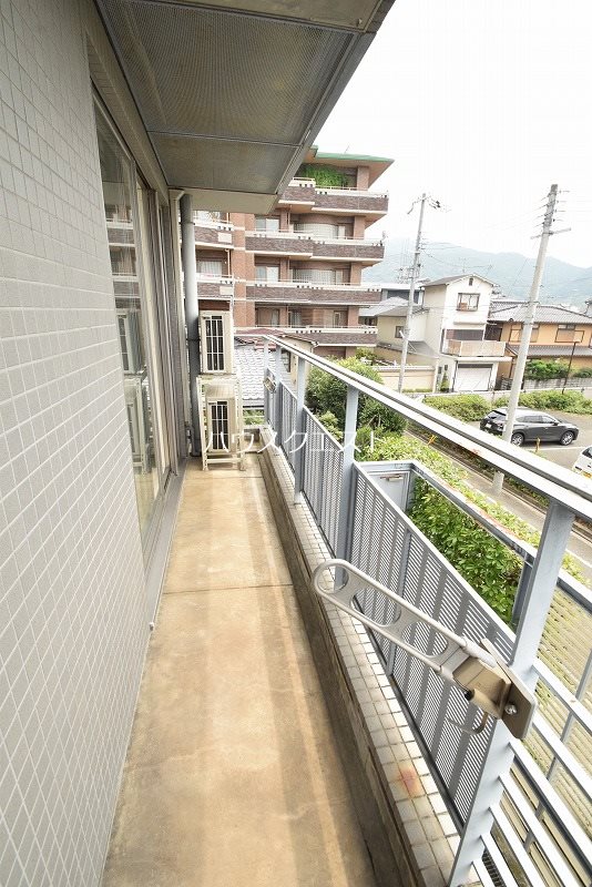 クリヨン岡崎 ベランダ