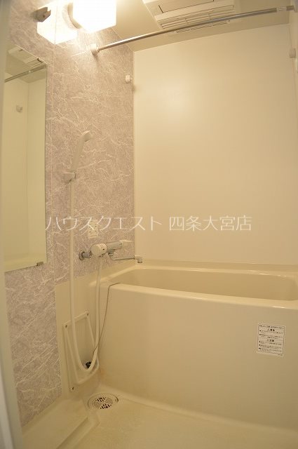 サムティ京都西大路 風呂画像
