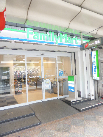 ラジョーネ四条 コンビニ
