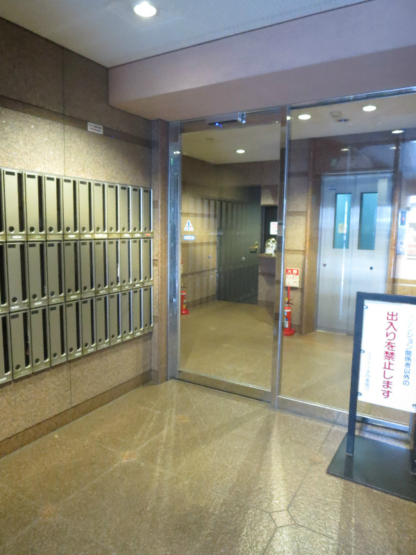 ラフィーネ四条堀川 エントランス