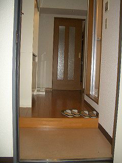 ラフィーネ四条堀川 玄関