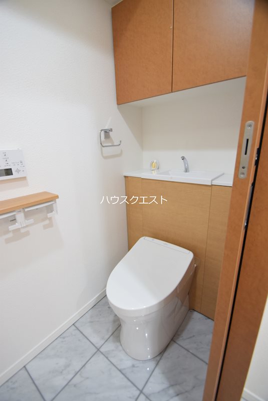 リーガル京都二条城北 トイレ