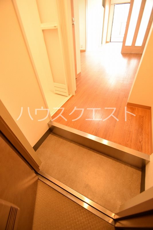 パレス神宮 玄関