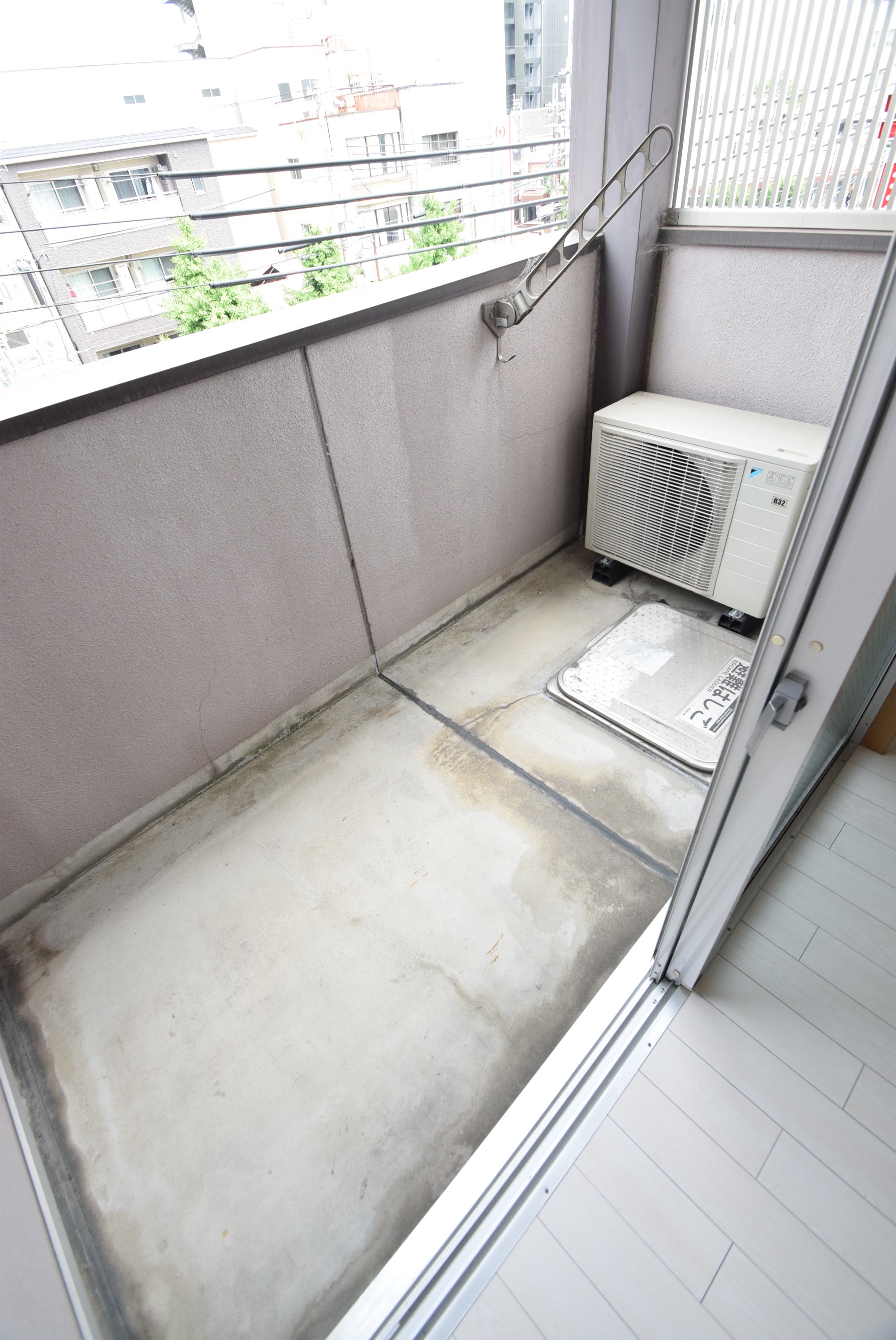 アブレスト今出川 ベランダ