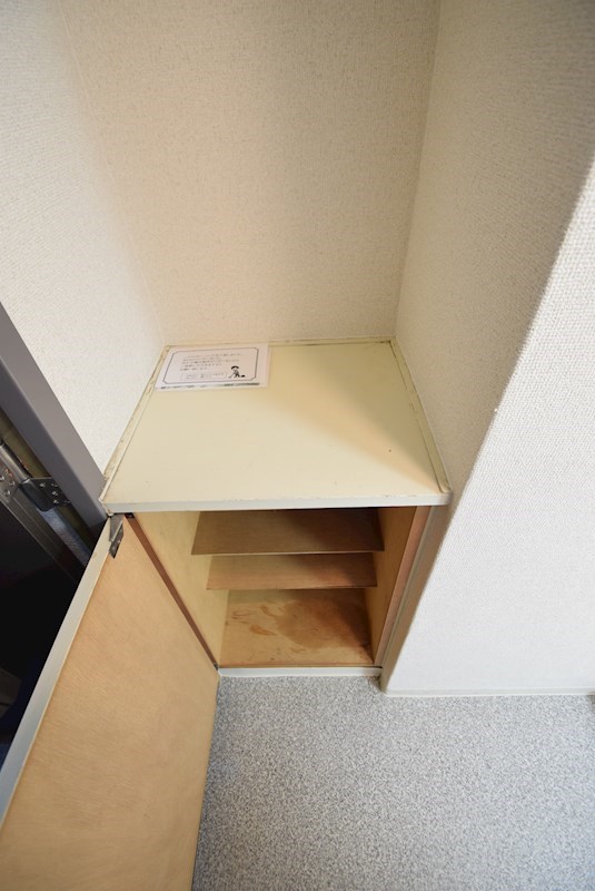 リエス東堀川 収納