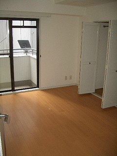 富小路アーバンライフ ベッドルーム