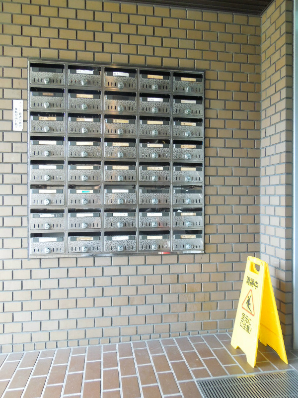 エステートホリカワ エントランス