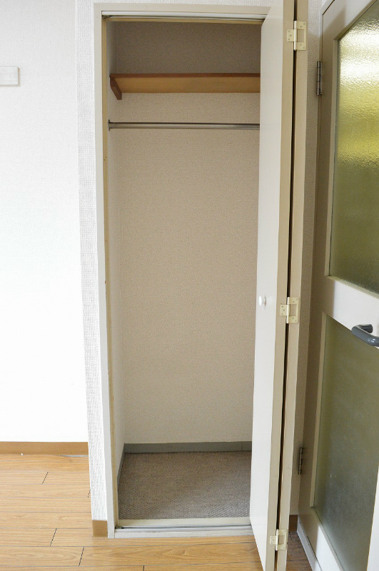 デトムワン二条城南 収納