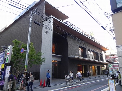 アスヴェル京都三条通 スーパー