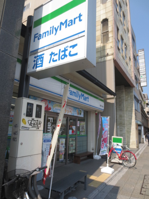 二条ＣＵＢＥ コンビニ
