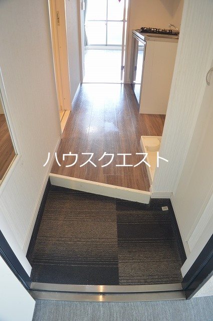 ワンモアハート円町 玄関