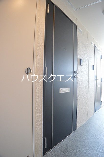 ワンモアハート円町 玄関