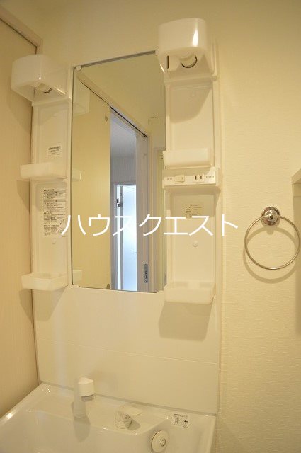 ワンモアハート円町 洗面所