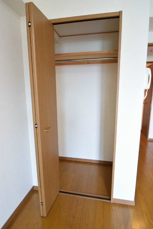 エスト堀川 収納