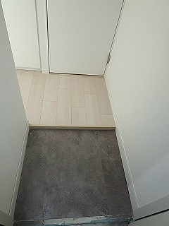 アクアプレイス京都西陣 玄関