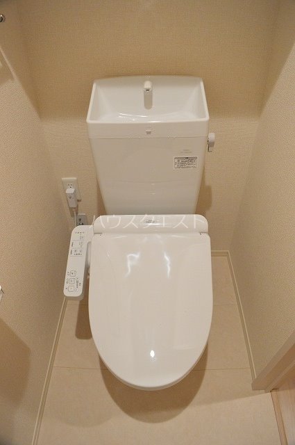 グランソレイユ西院A棟 トイレ