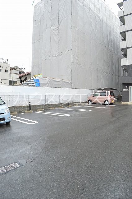 i・レジデンス京都南 駐車場