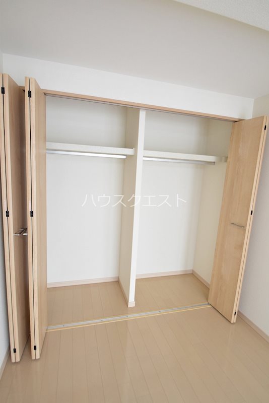 コープ鴨川B棟 収納