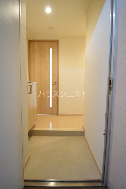 コープ鴨川B棟 玄関