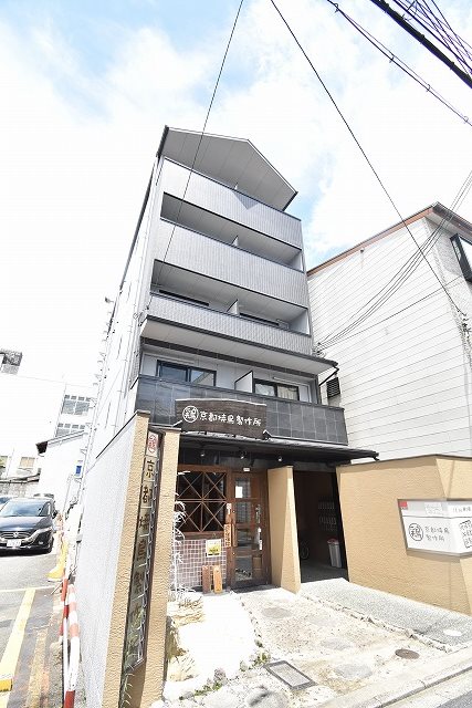 アイカーサ綾小路 外観