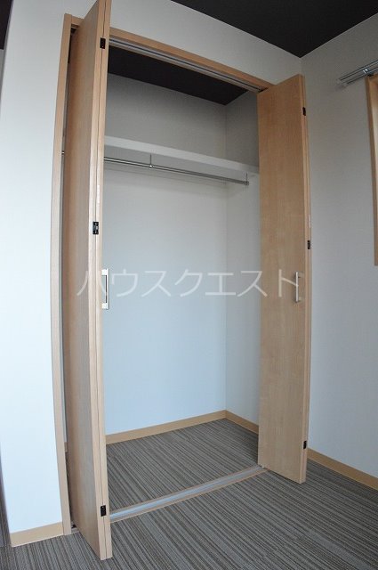 クレアーレ五条大宮 収納