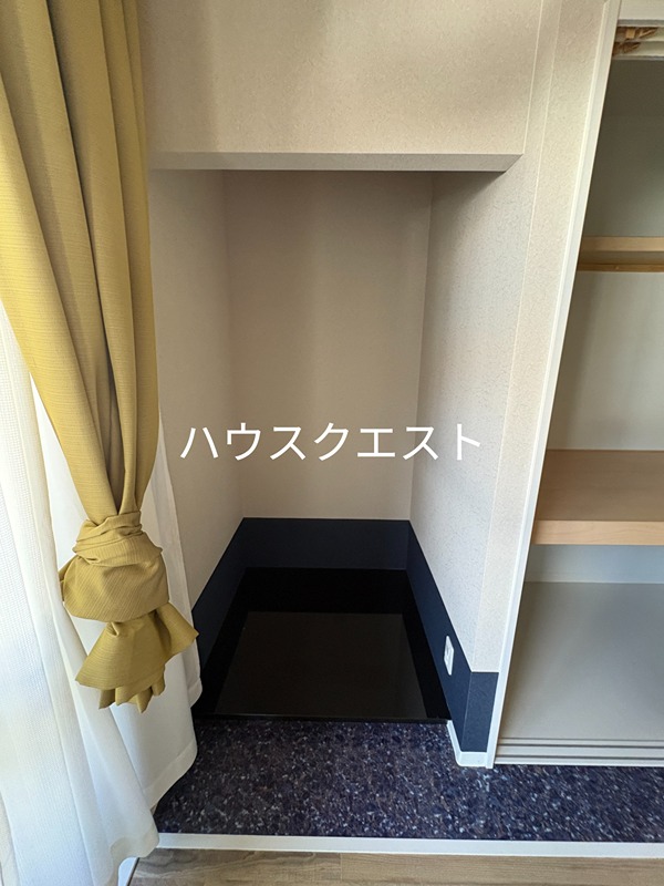 西ノ京南円町貸家/CASA円町 収納