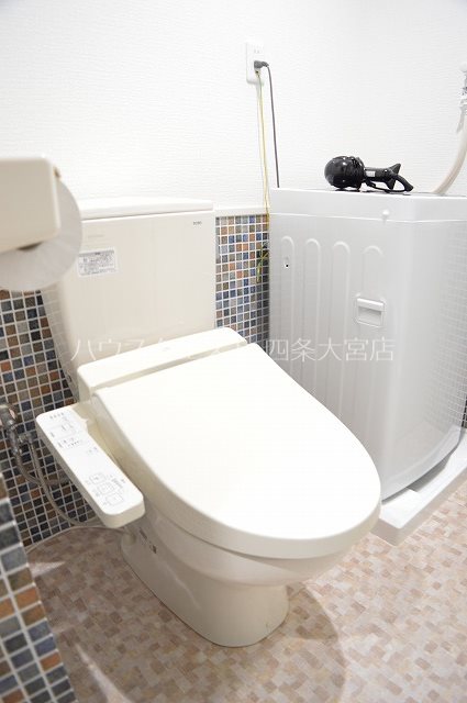 グランドーリア西院 トイレ