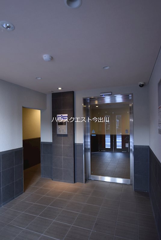 ぺルージュ油小路 ロビー