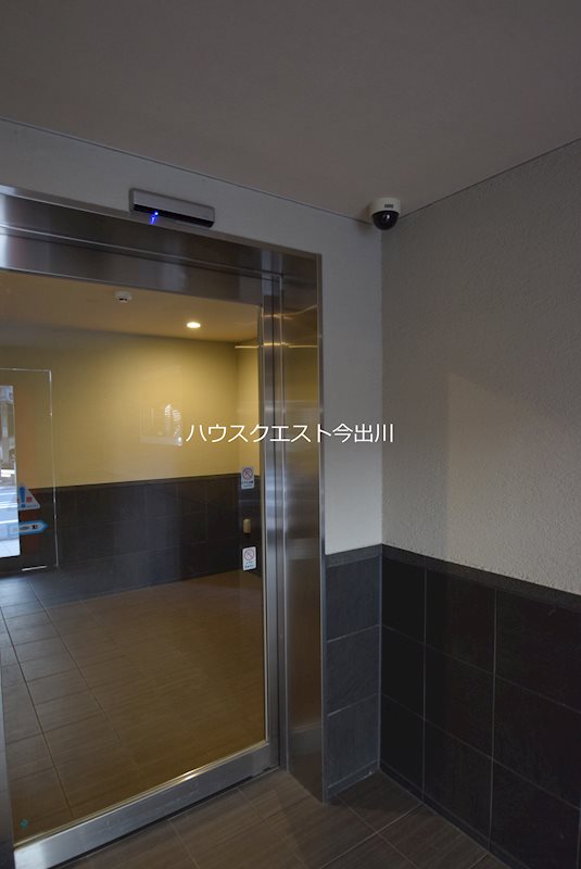 ぺルージュ油小路 エントランス