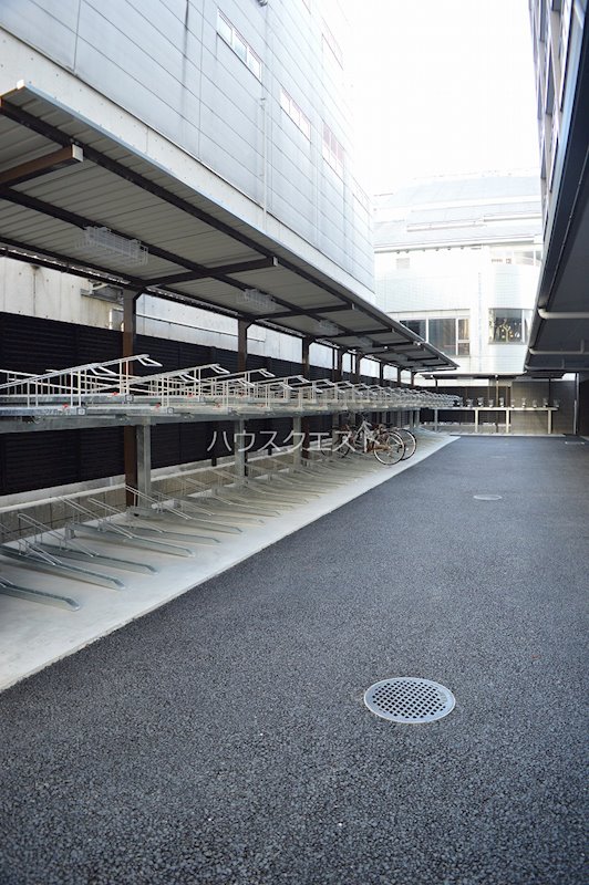 エステムコート京都東寺朱雀邸 駐車場