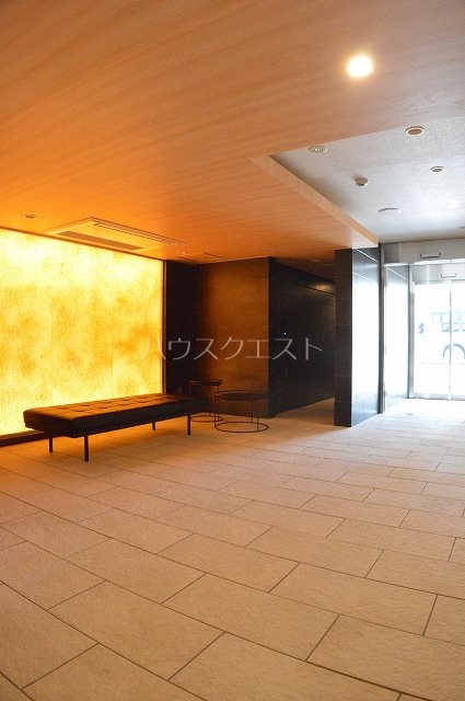 ソルレヴェンテ堀川高辻 ロビー