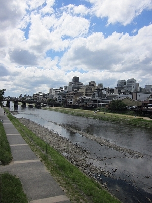 ウッドテック國松 海または川
