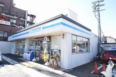 Maison de Elina コンビニ