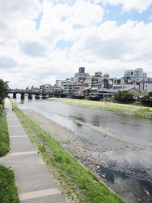 アスヴェル京都市役所前 海または川