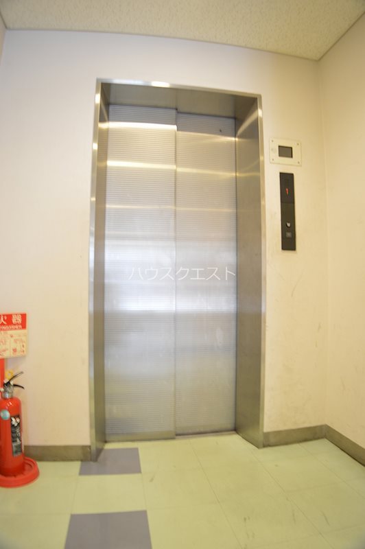 早川マンション ロビー
