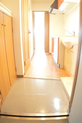 西院くめマンション 玄関
