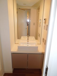 グランエターナ京都 洗面所