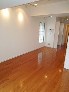 グランエターナ京都 リビング