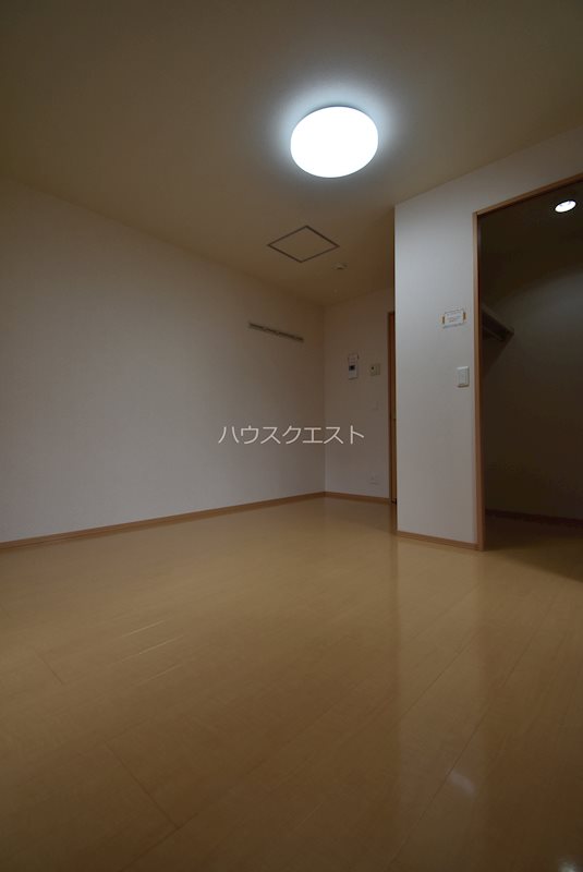 ソレイユ稲荷 ベッドルーム
