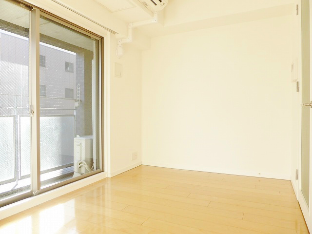 アーバンフラッツ四条西洞院 リビング