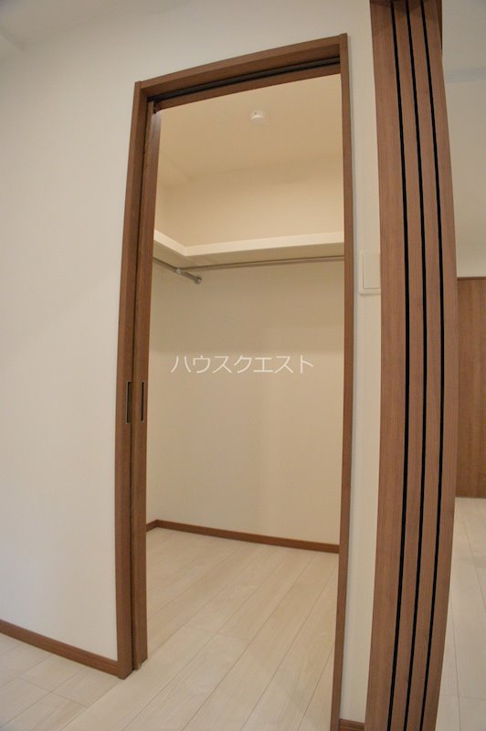 THE RESIDENCE 二条駅前 収納