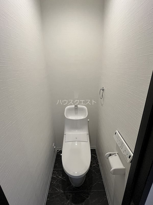 Private Residence HIRO トイレ