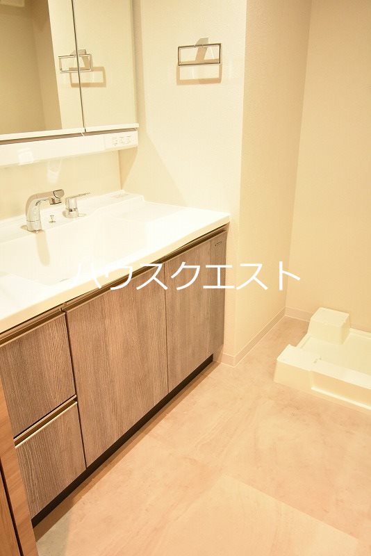 ルッソ烏丸五条 洗面所