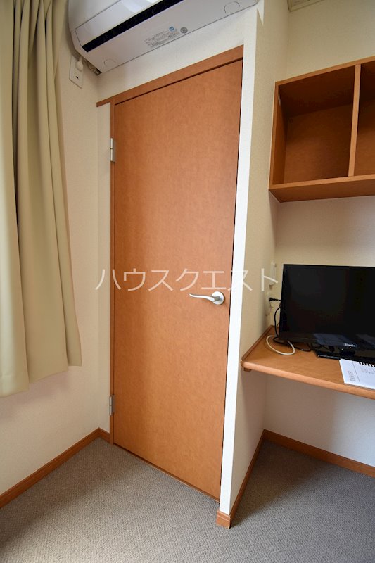 プレジール春日 収納