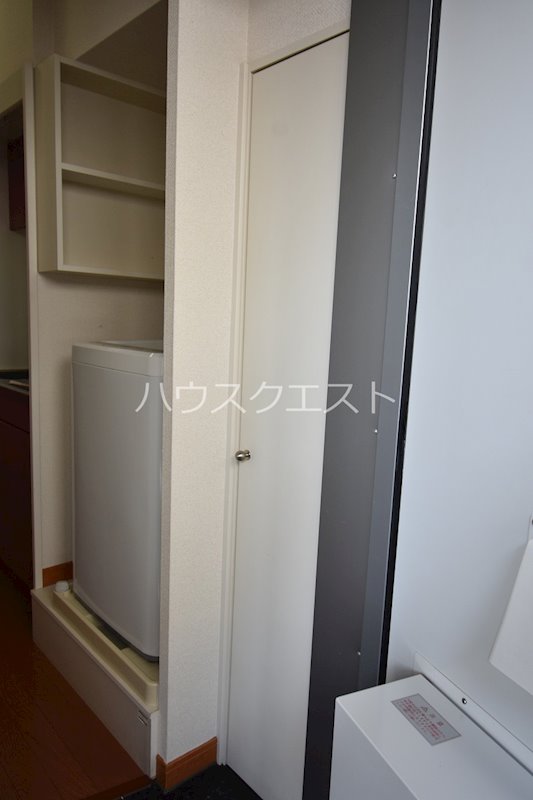 プレジール春日 収納