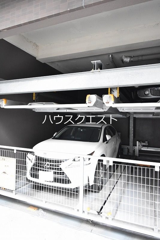 エスライズ京都河原町 駐車場